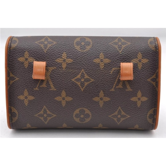 Auth Louis Vuitton Monogram
Pochette Florentine Pouch
Waist Bag M51855 - Picture 2 of 15